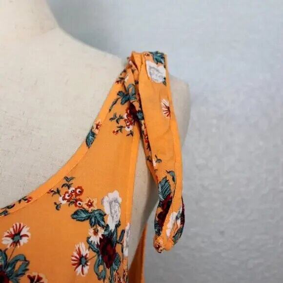 Torrid Floral Tie Strap Challis Tank Size 0 - Picture 6 of 10